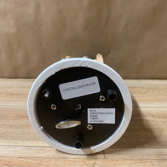 Roman My First Communion Figurine Religious Statue Music Box Girl Jesus Christ - Picture 7 of 9